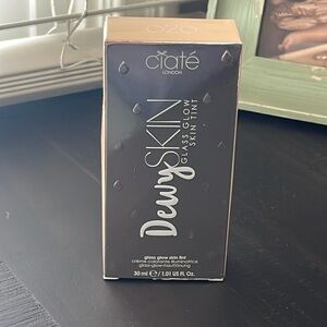 Ciate Dewy Skin Glass Glow skin tint - 020 - BNIB